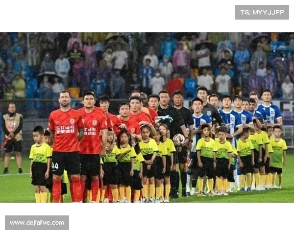 亚泰球迷齐聚主场第29轮全场助威誓为球队打造最强主场气势